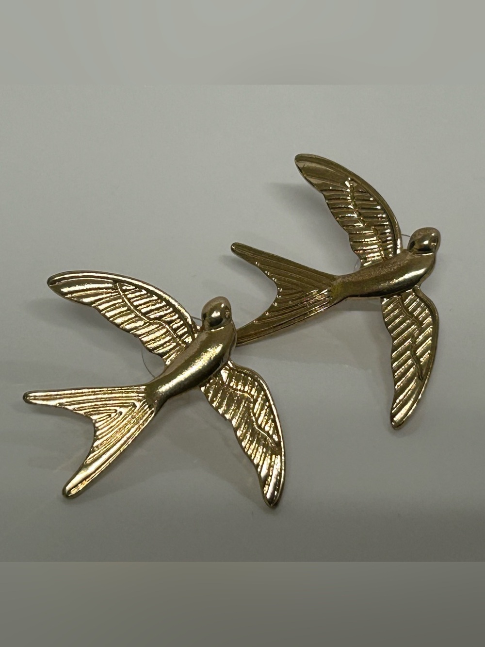 Vintage Gold Tone Swallow Bird Pierced Earrings